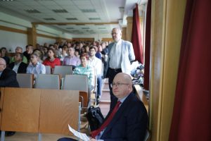 Dr. Nőt László és Dr. Andriska István (álló) a konferencia főszervezői. Fotó: Makovics K.